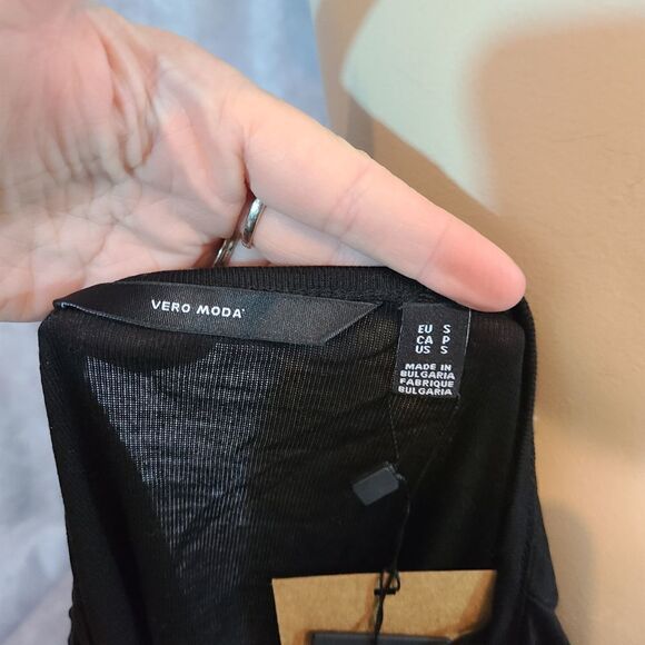 Vero Moda Black Tammie T-Shirt, Size Small - Picture 4 of 5